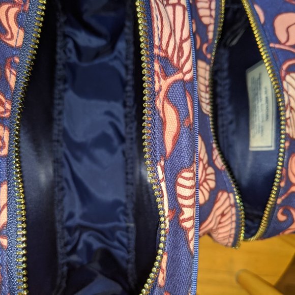 Estee Lauder Makeup Bags - Picture 2 of 2